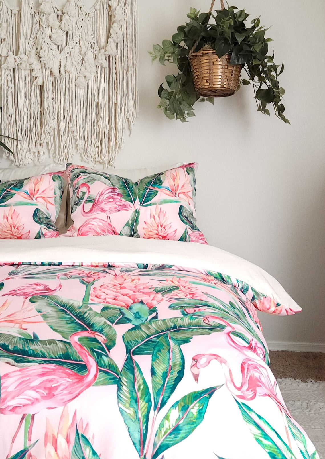 Keyes Pink Flamingo Bedding Set, Tropical Duvet Cover Set | Dusk & Bloom